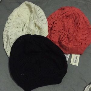 Lot of 3 Beret Hat from forever 21